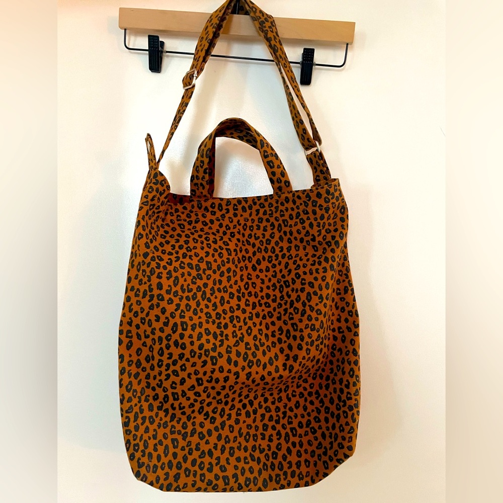 BAGGU Duck Bag in Leopard Print